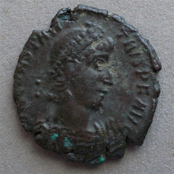 Constantius-II-Bronze-Identification